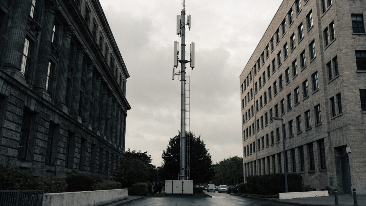 Antennes-relais : l'État sommé de sortir de sa position contradictoire