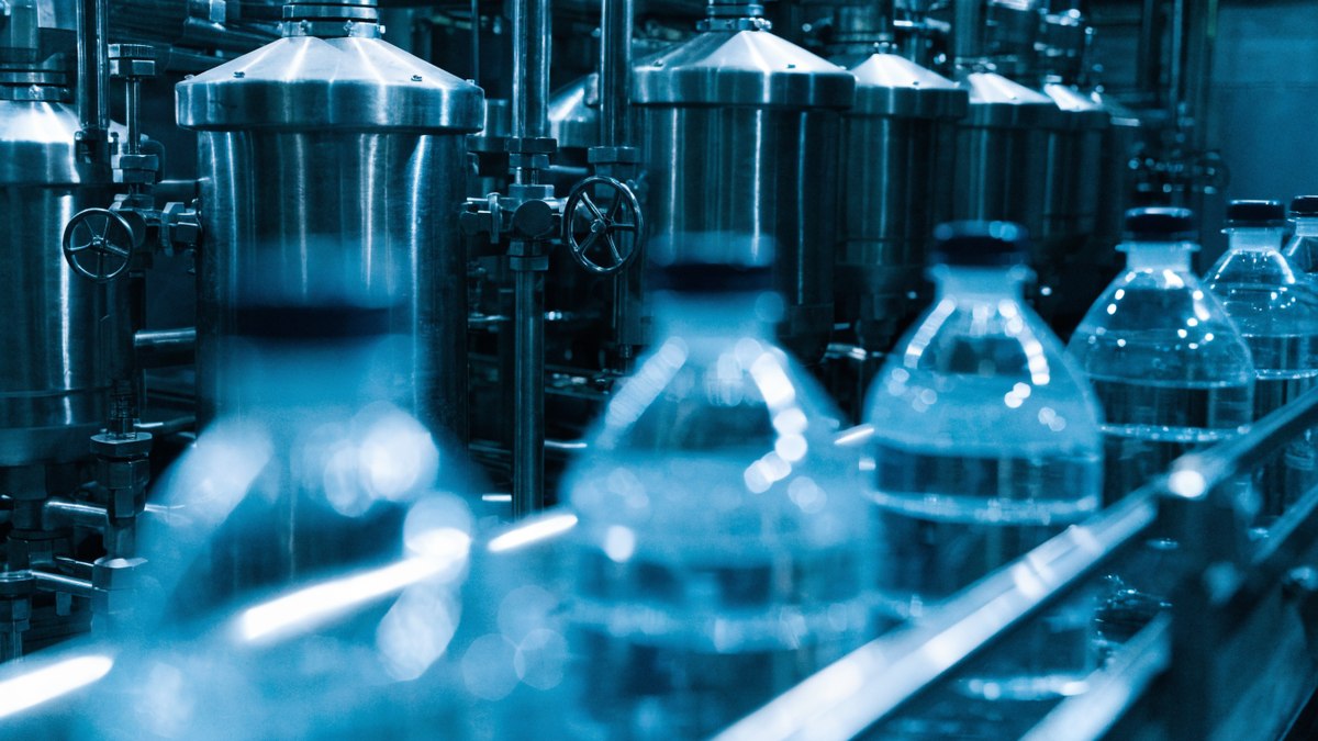 Eaux en bouteille : quand la « pureté à la source » devient une affaire d'État