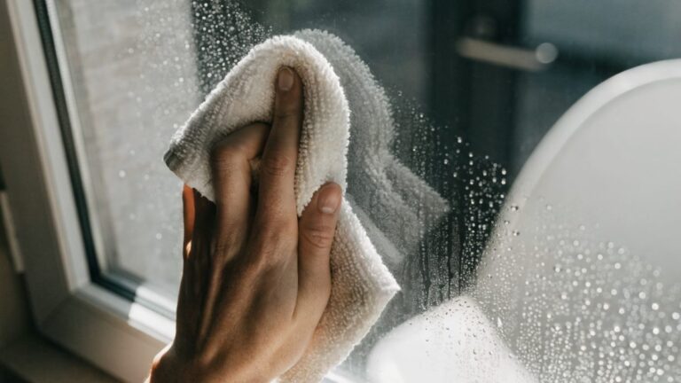 Surfaces autonettoyantes, textiles antibactériens : les nanos sont déjà dans nos maisons