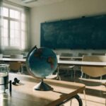Esprit critique à l'école : l'infrastructure démocratique du XXIe siècle